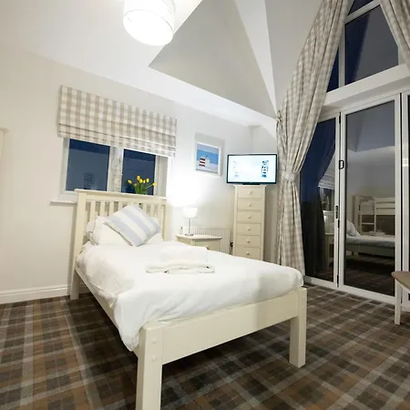 Nyaraló Oyster - Part Of The The Bay Village With Pool, Gym And Direct Access, Pub, Restaurant, Tennis And Meadows Walks Filey