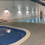 Oyster - Part Of The The Bay Village With Pool, Gym And Direct Access, Pub, Restaurant, Tennis And Meadows Walks * Filey